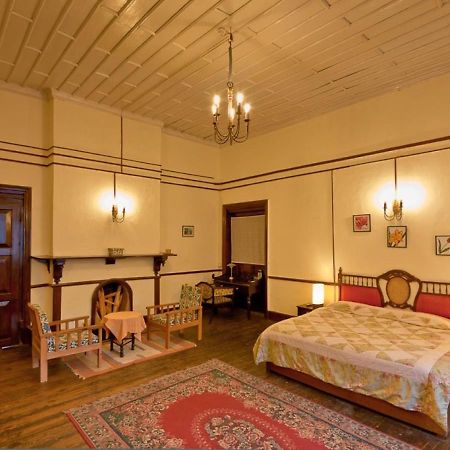 Chevron Rosemount Hotel Ránikhet Kültér fotó